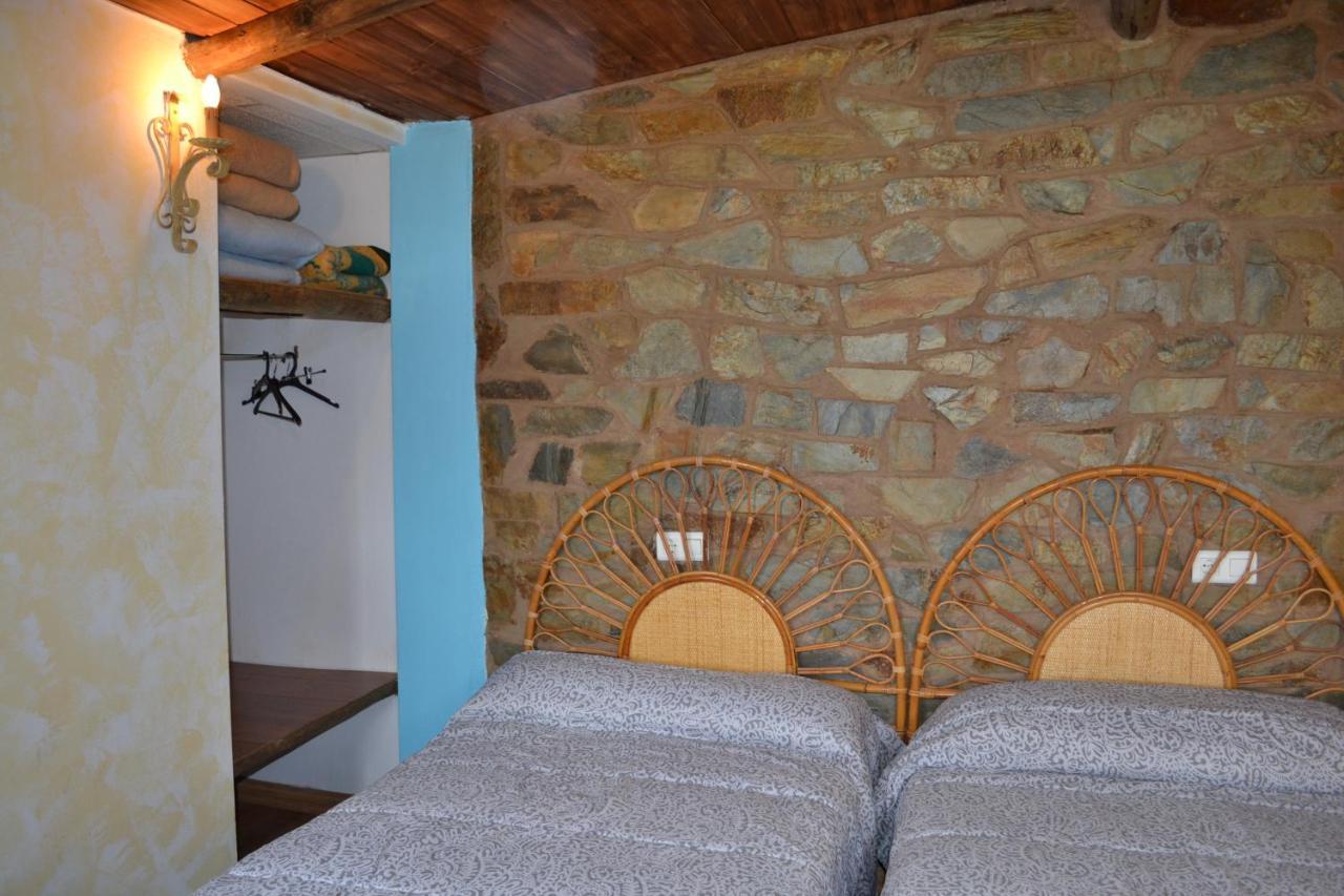 Albergue La Jarilla Plasenzuela Exterior foto